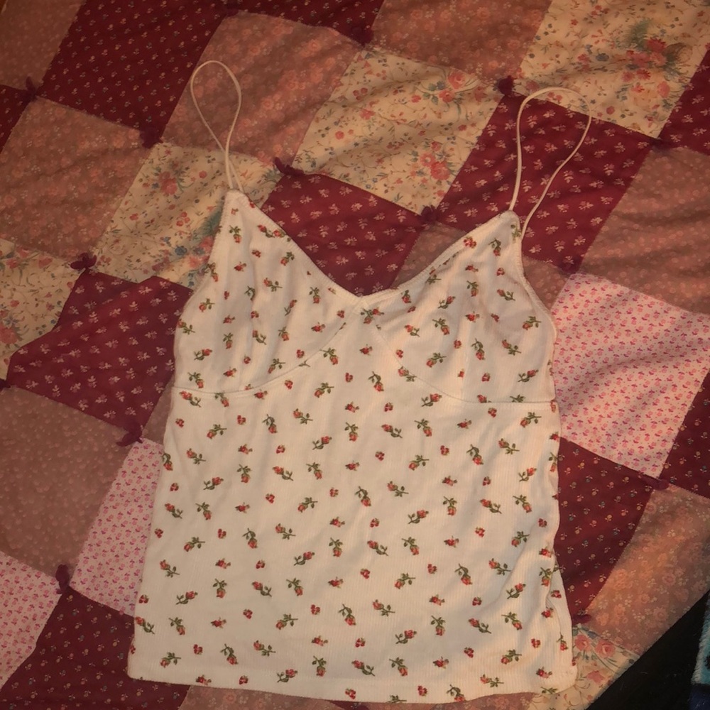 Rose white crop top